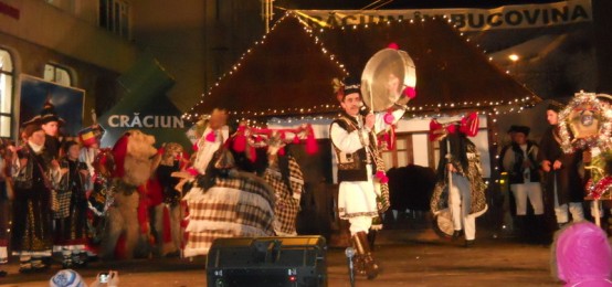 Craciun in Bucovina Radauti. Festivalul de datini şi obiceiuri de iarnă